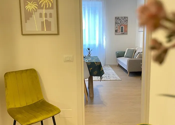 Daire Mico Elegante E Raffinato Trilocale