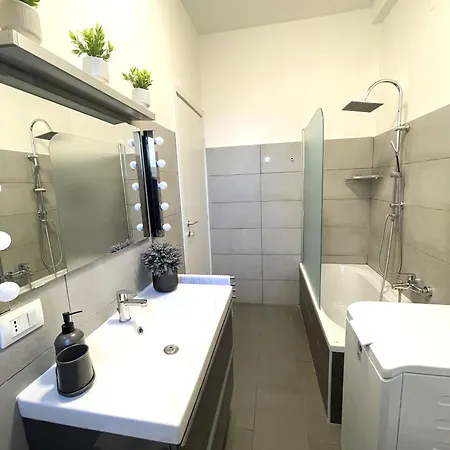 Mico Elegante E Raffinato Trilocale Milánó